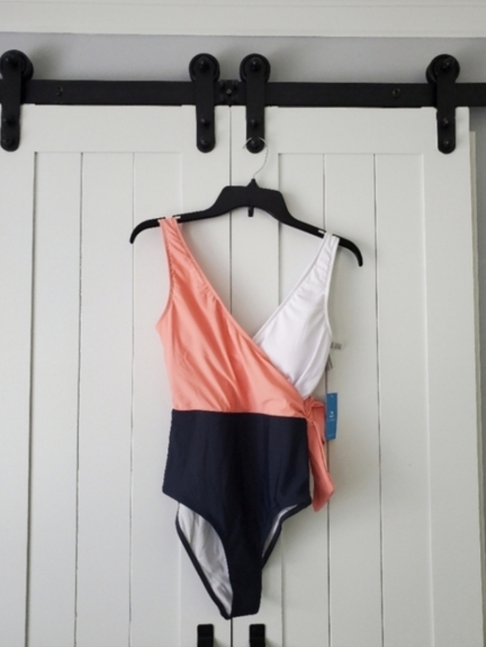 CUPSHE Women's One Piece Swimsuit Wrap Color Block. NEW!